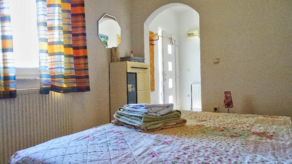 Studio Apartman I Mali Apartman Vir Eksteriør bilde