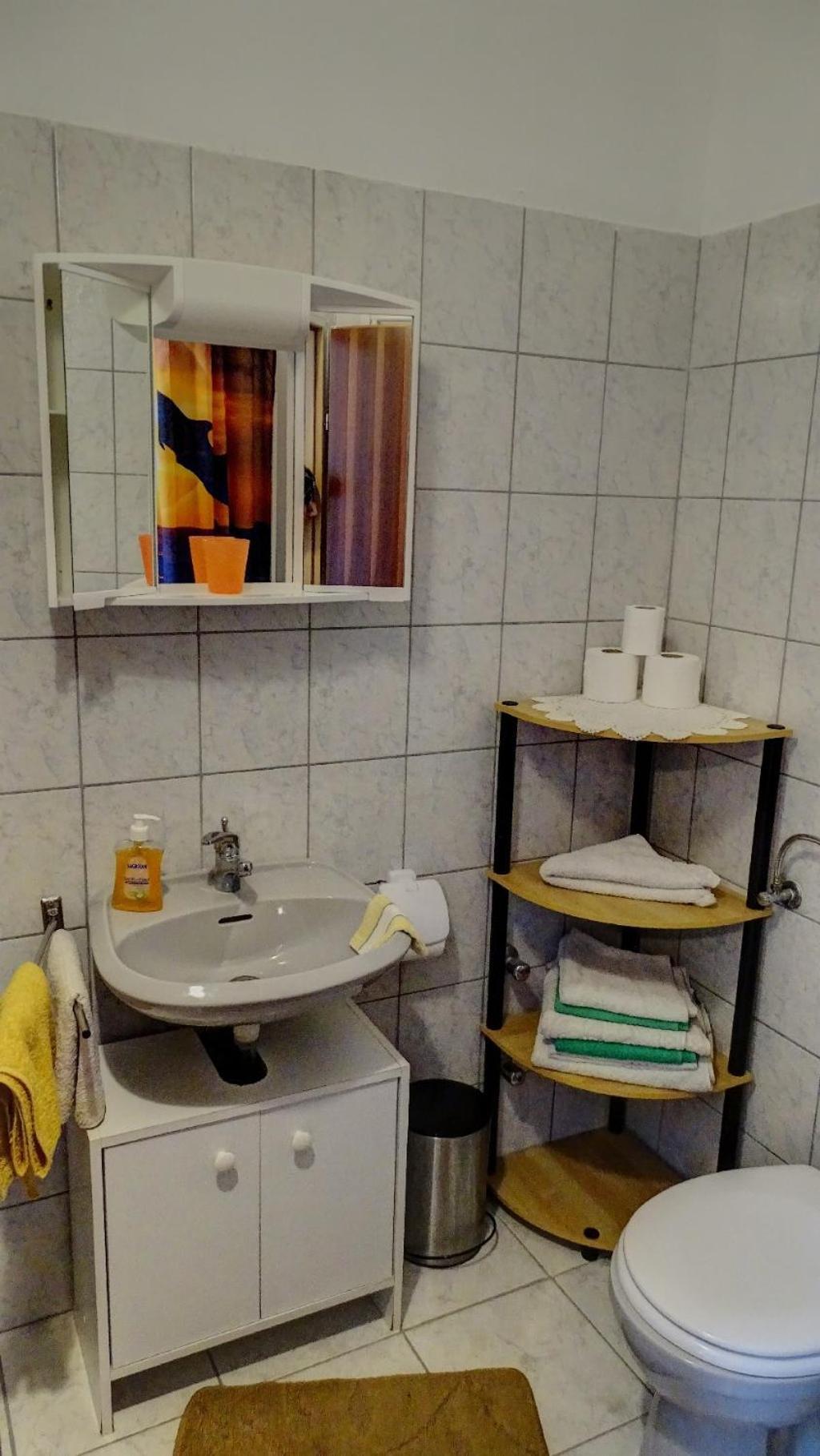 Studio Apartman I Mali Apartman Vir Eksteriør bilde